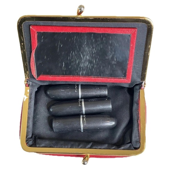 RARE Vintage Dior Red Leather Kiss Lock Mirrored Lipstick Makeup Wallet Case - Picture 10 of 16